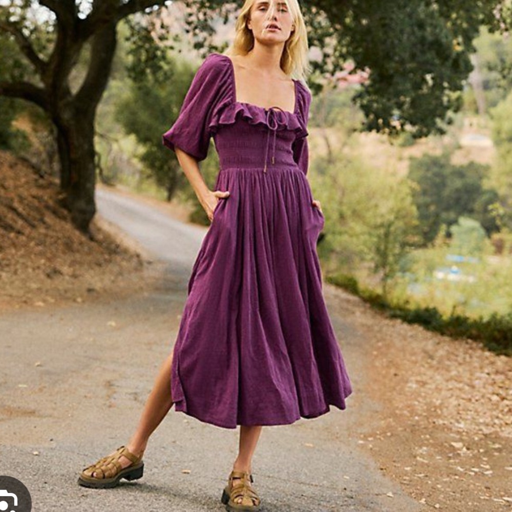 ISO FREE PEOPLE OASIS DRESS IN FIG JAM SIZE XS OR S